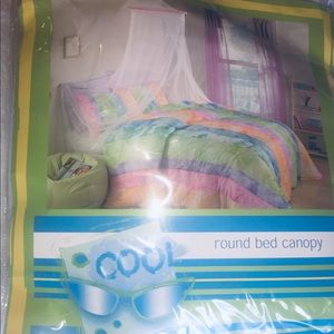 White mesh bed canopy New in Package